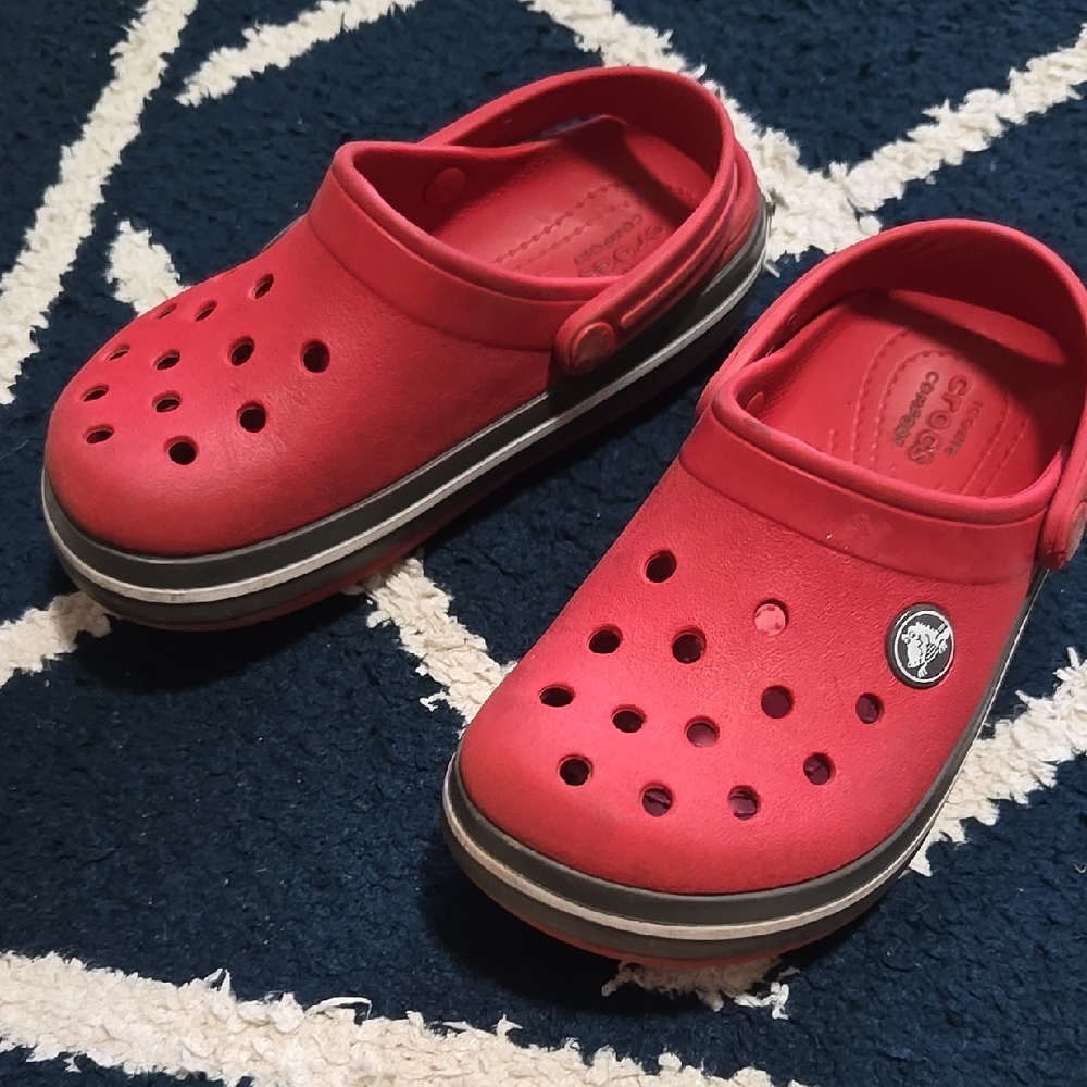 Crocs Kids Classic Red Clogs